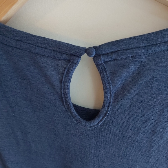 4/$25 Only blue  marine tank top - Picture 2 of 6